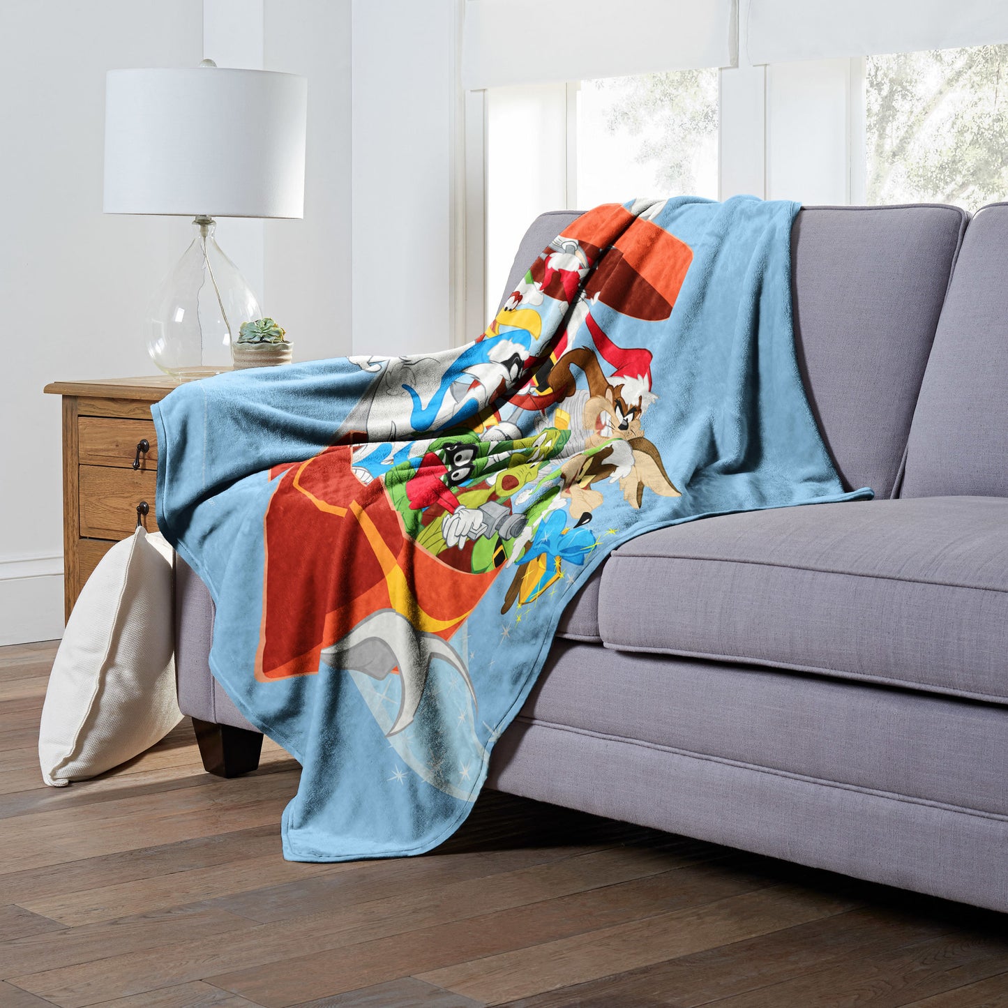 Warner Bros. Looney Tunes Silk Touch Throw Blanket, 50" x 60", Bursting Bundle